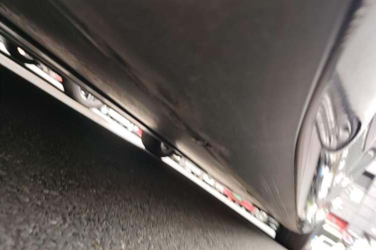 Used Tesla Model 3 2022 Rear-Wheel-Drive Version Right Side Sill