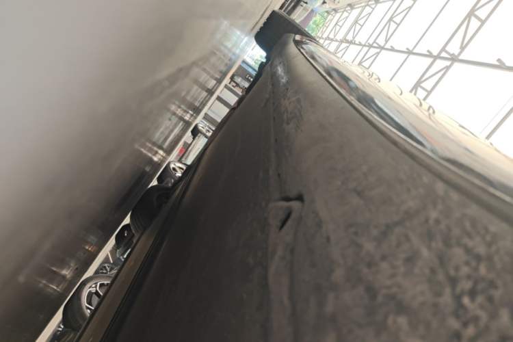 Used Tesla Model 3 2022 Rear-Wheel-Drive Version Right Side Sill