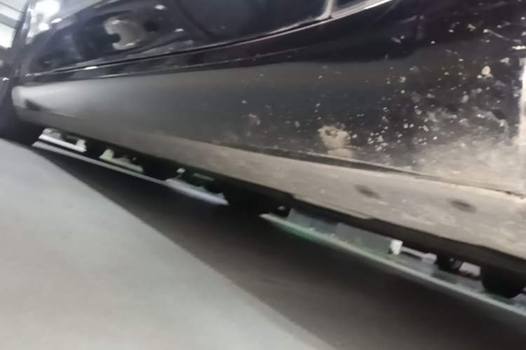 Used Tesla Model 3 2022 Rear-Wheel-Drive Version Right Side Sill