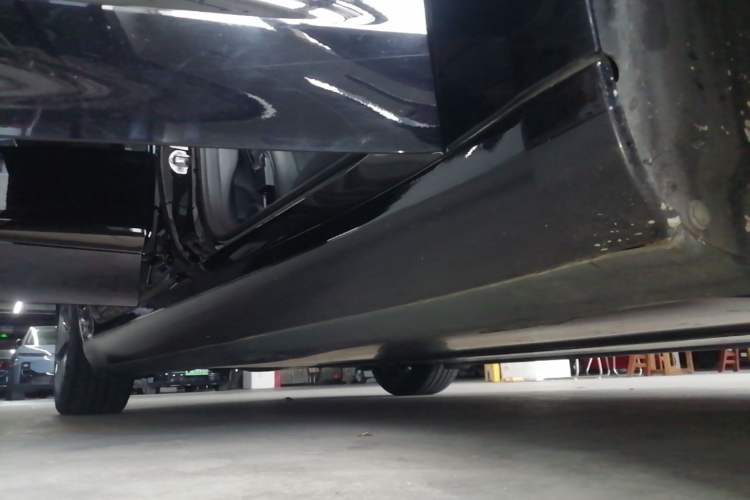 Used Tesla Model 3 2022 Rear-Wheel-Drive Version Right Side Sill