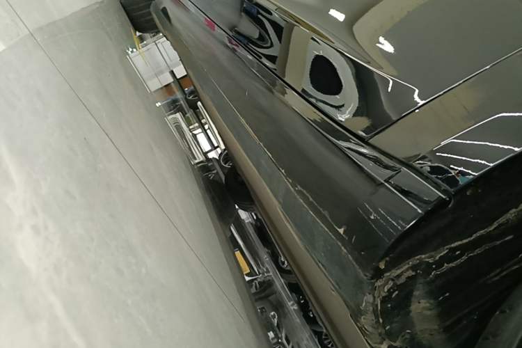 Used Tesla Model 3 2022 Rear-Wheel-Drive Version Right Side Sill