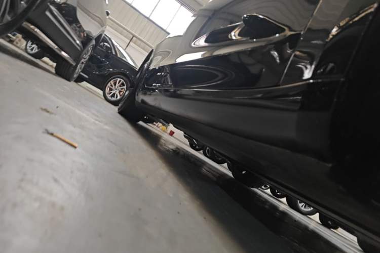 Used Tesla Model 3 2022 Rear-Wheel-Drive Version Right Side Sill