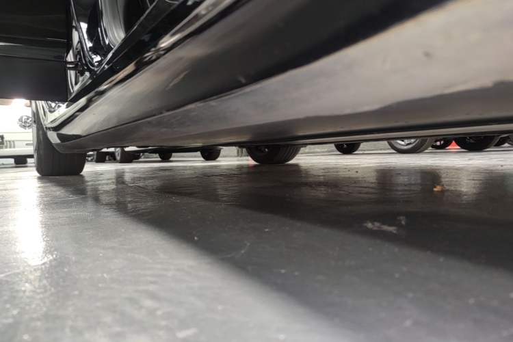 Used Tesla Model 3 2022 Rear-Wheel-Drive Version Right Side Sill