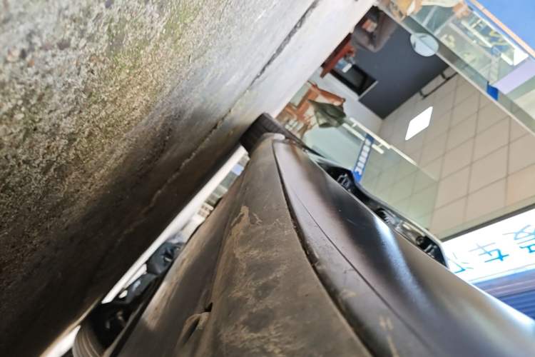 Used Tesla Model 3 2022 Rear-Wheel-Drive Version Right Side Sill