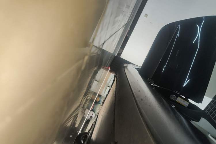 Used Tesla Model 3 2022 Rear-Wheel-Drive Version Right Side Sill