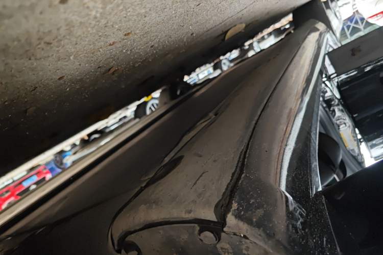 Used Tesla Model 3 2022 Rear-Wheel-Drive Version Right Side Sill