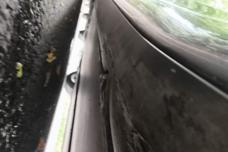 Used Tesla Model 3 2022 Rear-Wheel-Drive Version Right Side Sill
