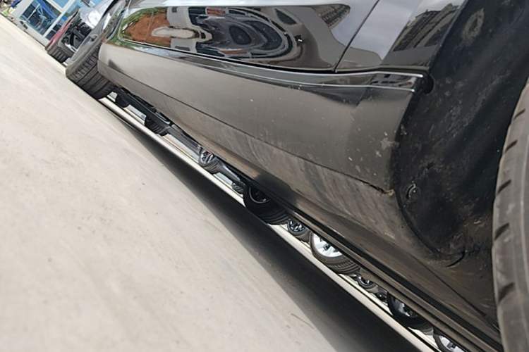 Used Tesla Model 3 2022 Rear-Wheel-Drive Version Right Side Sill