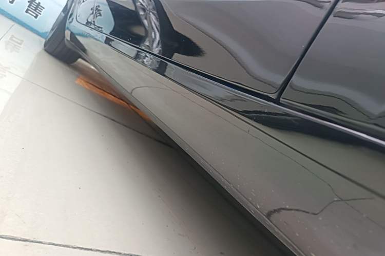Used Tesla Model 3 2022 Rear-Wheel-Drive Version Right Side Sill