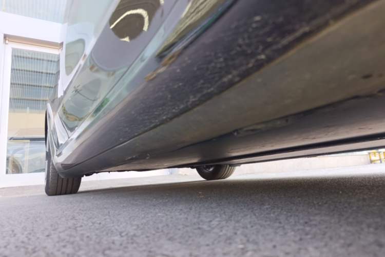 Used Tesla Model 3 2022 Rear-Wheel-Drive Version Right Side Sill