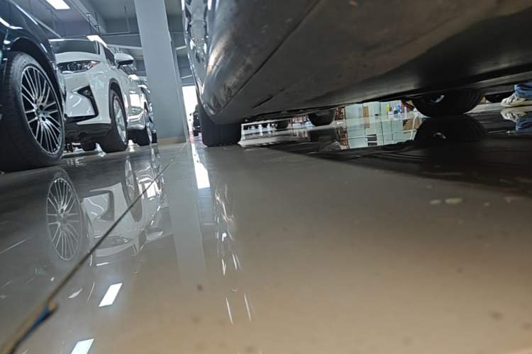 Used Tesla Model 3 2022 Rear-Wheel-Drive Version Right Side Sill