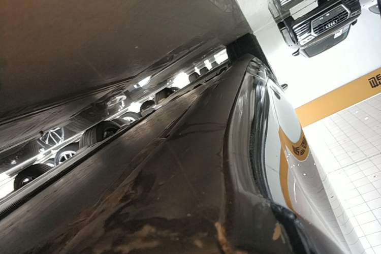 Used Tesla Model 3 2022 Rear-Wheel-Drive Version Right Side Sill