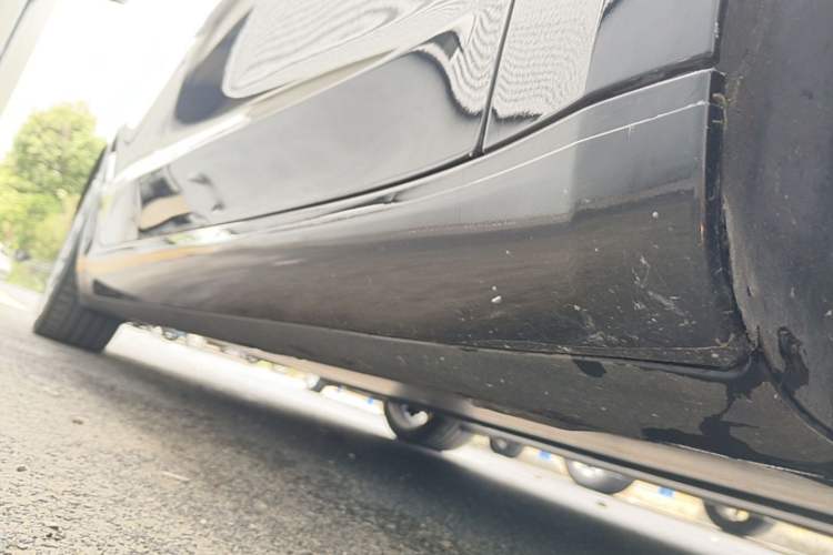 Used Tesla Model 3 2022 Rear-Wheel-Drive Version Right Side Sill