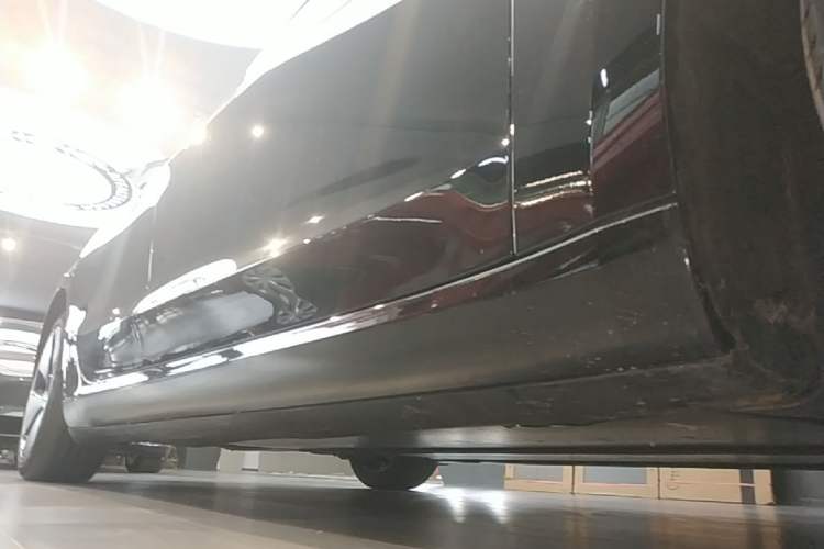 Used Tesla Model 3 2022 Rear-Wheel-Drive Version Right Side Sill
