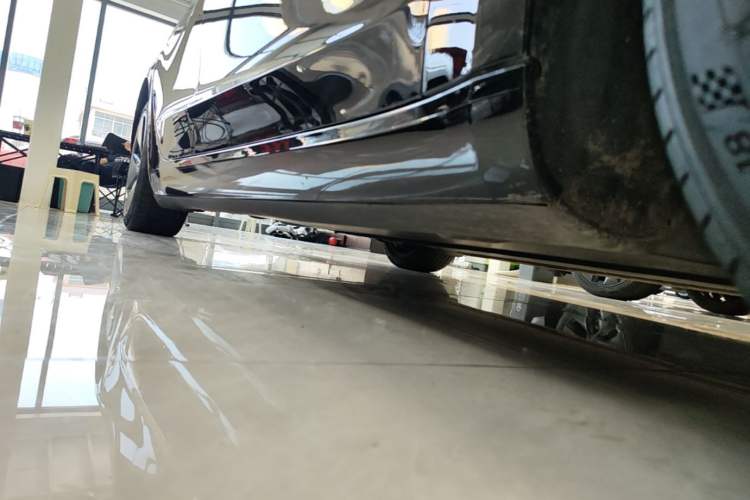 Used Tesla Model 3 2022 Rear-Wheel-Drive Version Right Side Sill