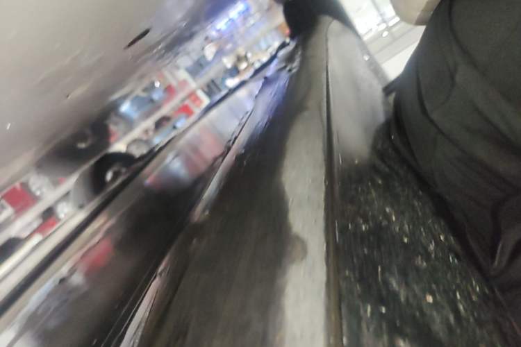 Used Tesla Model 3 2022 Rear-Wheel-Drive Version Right Side Sill