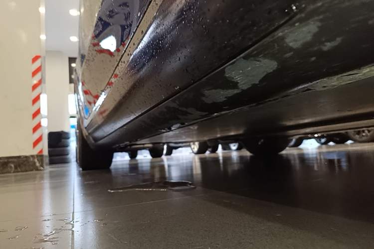 Used Tesla Model 3 2022 Rear-Wheel-Drive Version Right Side Sill
