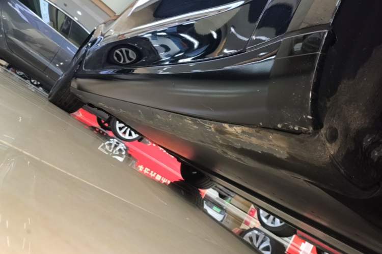 Used Tesla Model 3 2022 Rear-Wheel-Drive Version Right Side Sill
