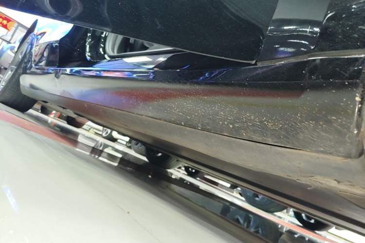 Used Tesla Model 3 2022 Rear-Wheel-Drive Version Right Side Sill