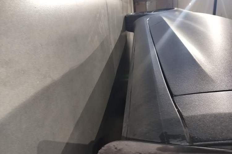 Used Tesla Model 3 2022 Rear-Wheel-Drive Version Right Side Sill