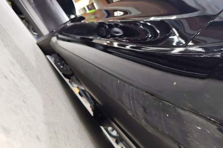 Used Tesla Model 3 2022 Rear-Wheel-Drive Version Right Side Sill