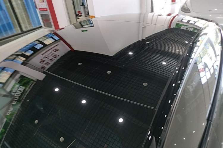 Used Tesla Model 3 2022 Rear-Wheel-Drive Version Roof
