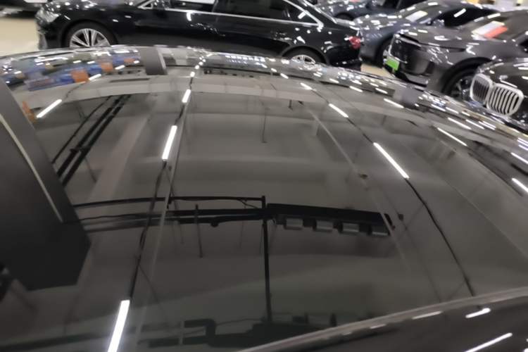 Used Tesla Model 3 2022 Rear-Wheel-Drive Version Roof