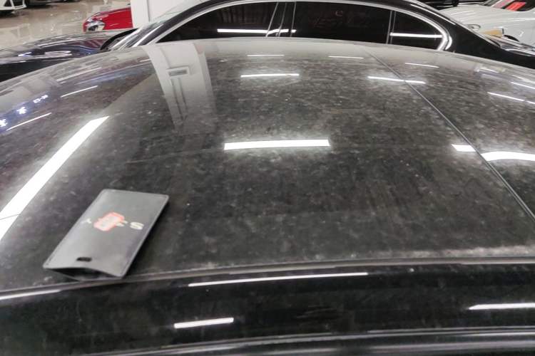 Used Tesla Model 3 2022 Rear-Wheel-Drive Version Roof