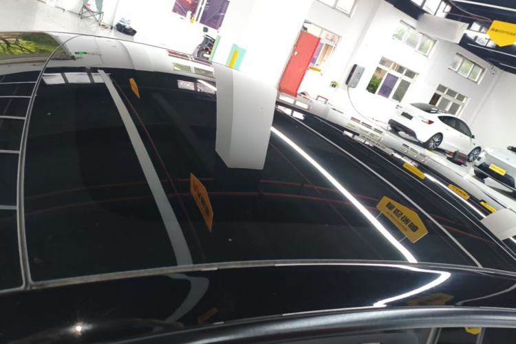 Used Tesla Model 3 2022 Rear-Wheel-Drive Version Roof