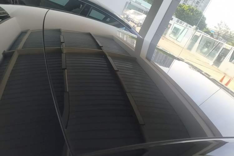 Used Tesla Model 3 2022 Rear-Wheel-Drive Version Roof