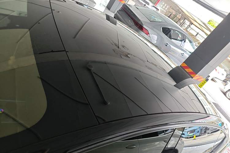 Used Tesla Model 3 2022 Rear-Wheel-Drive Version Roof