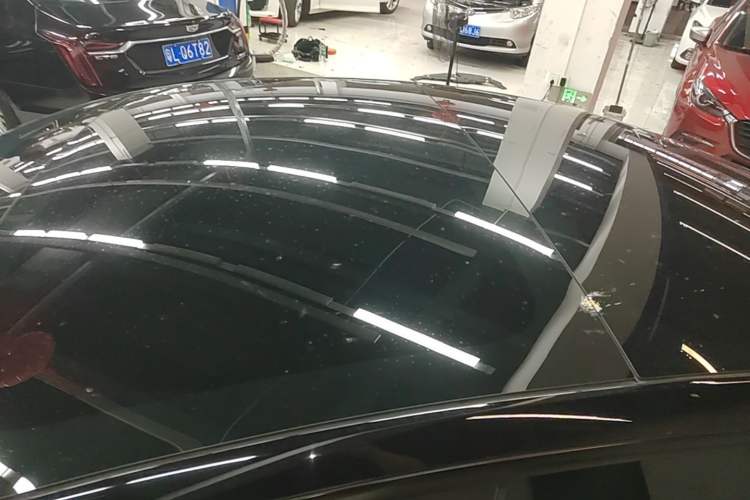 Used Tesla Model 3 2022 Rear-Wheel-Drive Version Roof