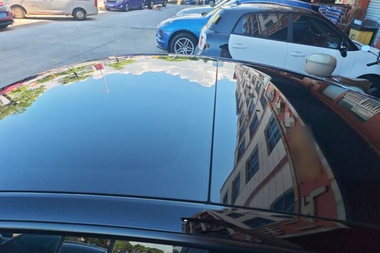 Used Tesla Model 3 2022 Rear-Wheel-Drive Version Roof