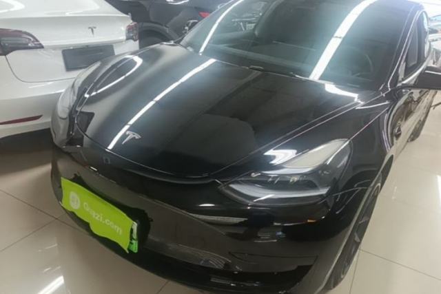 Ojetý Tesla Model 3 2022 Rear-Wheel-Drive Version