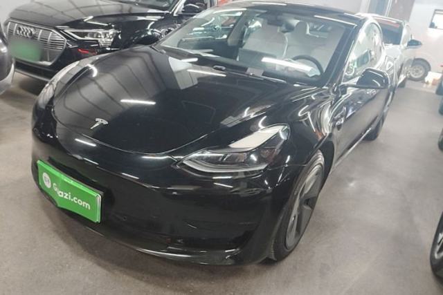 Ojetý Tesla Model 3 2022 Rear-Wheel-Drive Version