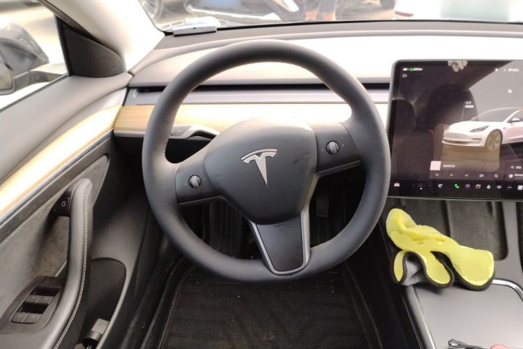 Used Tesla Model 3 2022 Rear-Wheel-Drive Version Steering Wheel