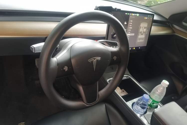 Used Tesla Model 3 2022 Rear-Wheel-Drive Version Steering Wheel