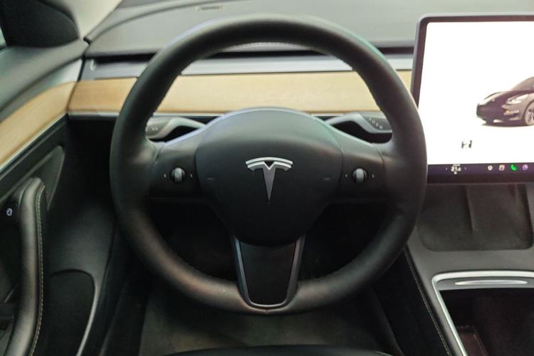 Used Tesla Model 3 2022 Rear-Wheel-Drive Version Steering Wheel