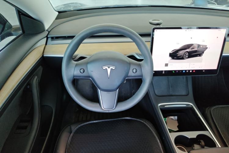 Used Tesla Model 3 2022 Rear-Wheel-Drive Version Steering Wheel