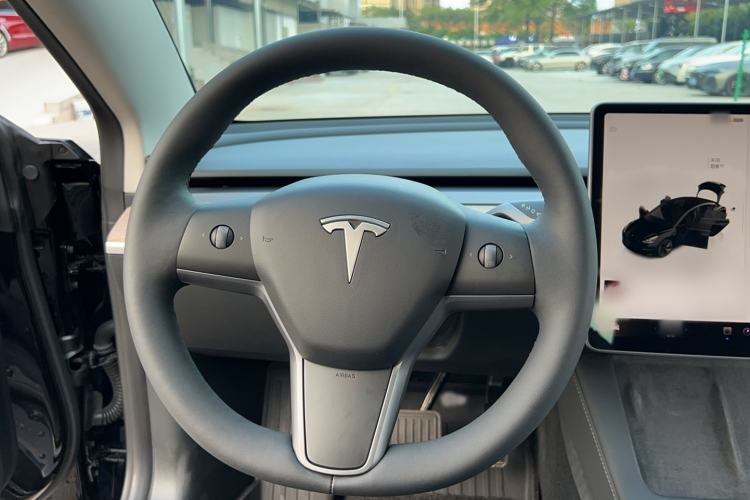 Used Tesla Model 3 2022 Rear-Wheel-Drive Version Steering Wheel