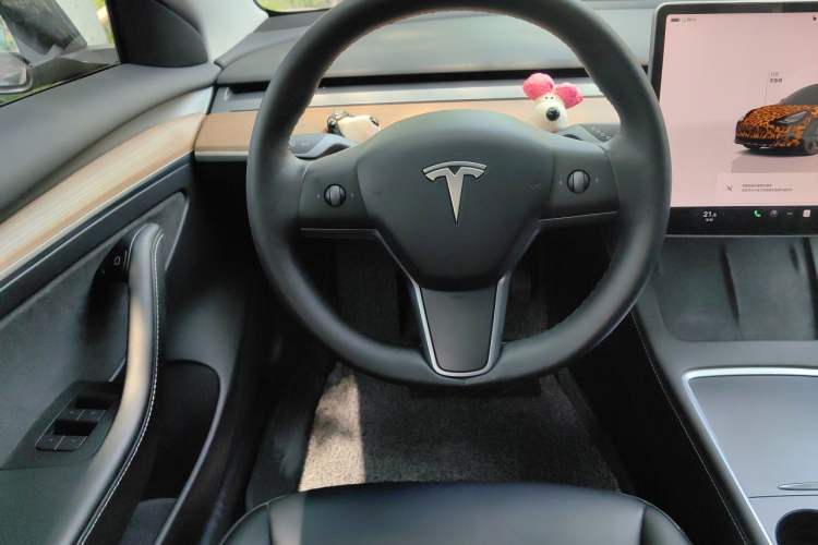 Used Tesla Model 3 2022 Rear-Wheel-Drive Version Steering Wheel