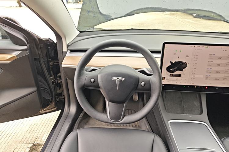 Used Tesla Model 3 2022 Rear-Wheel-Drive Version Steering Wheel