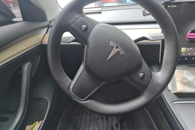 Used Tesla Model 3 2022 Rear-Wheel-Drive Version Steering Wheel