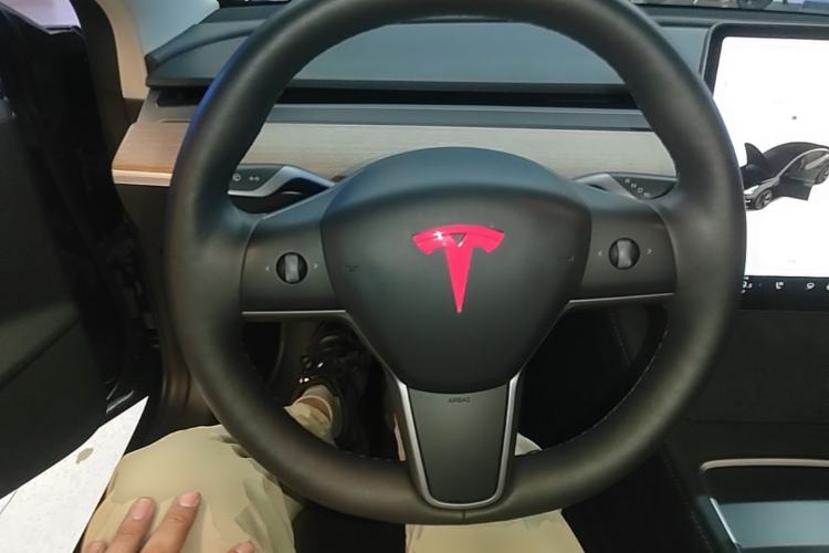 Used Tesla Model 3 2022 Rear-Wheel-Drive Version Steering Wheel