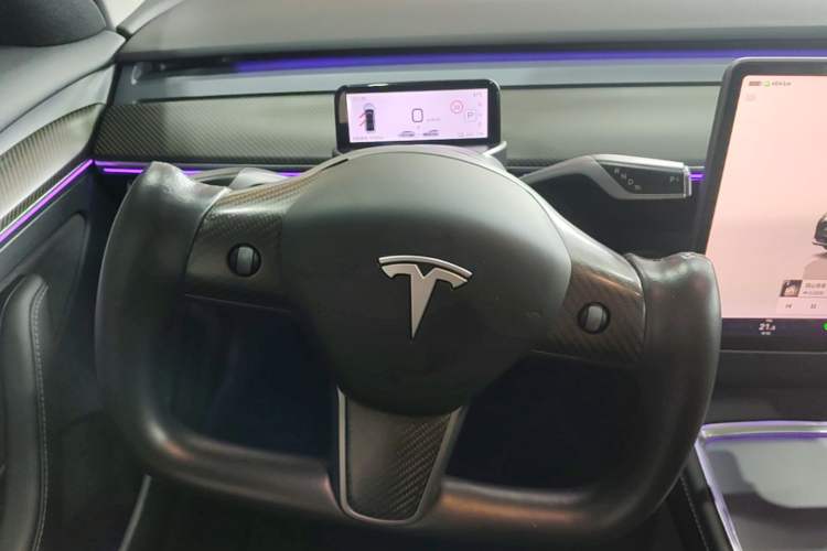 Used Tesla Model 3 2022 Performance High-Performance All-Wheel-Drive Version Steering Wheel