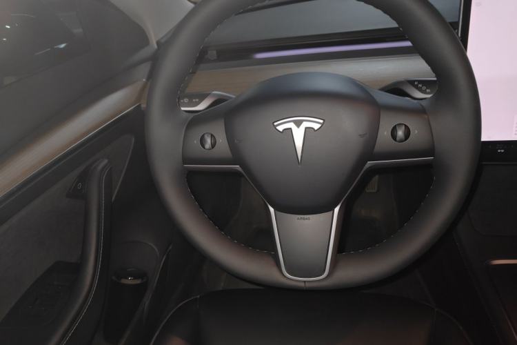 Used Tesla Model 3 2022 Rear-Wheel-Drive Version Steering Wheel