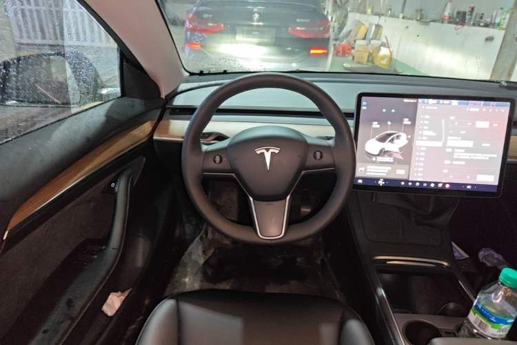 Used Tesla Model 3 2022 Rear-Wheel-Drive Version Steering Wheel