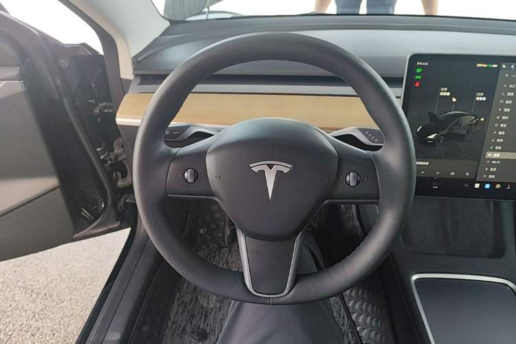 Used Tesla Model 3 2022 Rear-Wheel-Drive Version Steering Wheel