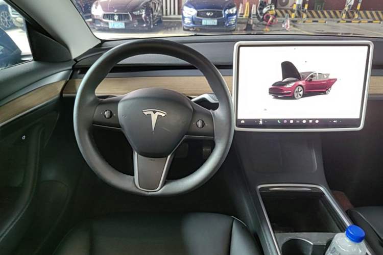 Used Tesla Model 3 2022 Rear-Wheel-Drive Version Steering Wheel
