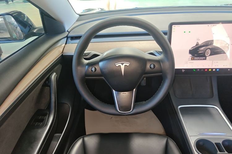 Used Tesla Model 3 2022 Rear-Wheel-Drive Version Steering Wheel